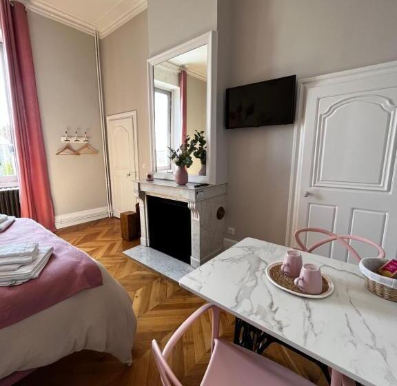 Пансион La Parenthèse Fléchoise, Chambre Agathe