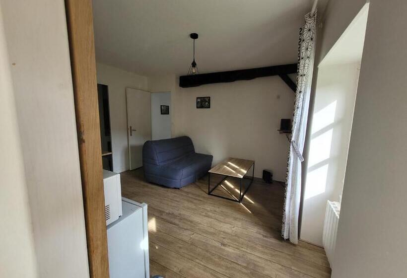 بنسيون Chambre Indépendante Privée