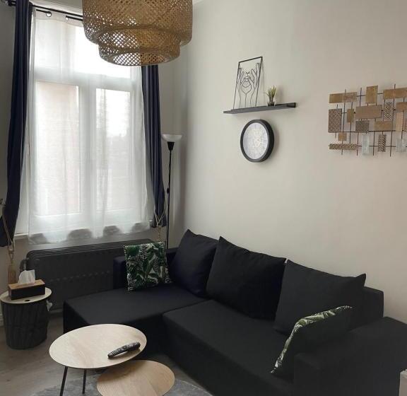 بنسيون Chez Auguy Et Deborah