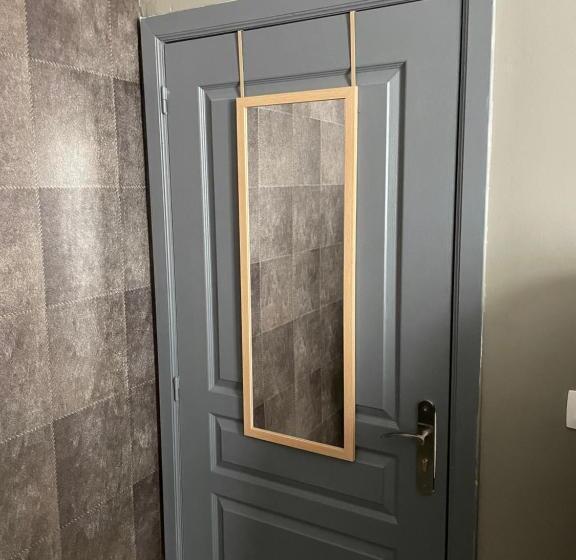 بنسيون Chez Auguy Et Deborah