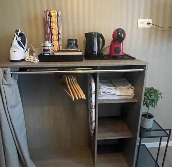 بنسيون Chez Auguy Et Deborah