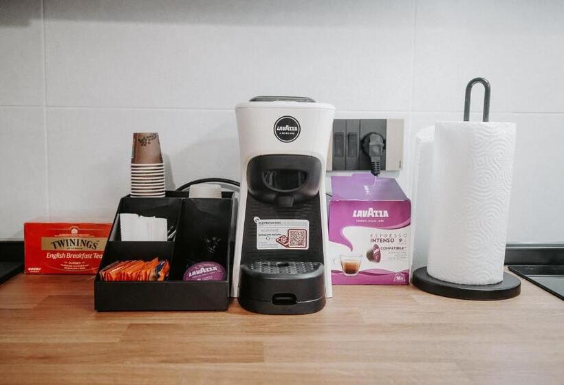 Пансион Dislocati Bnb   Jacuzzi Privata   Cucina   Tv60   Minimal Luxury