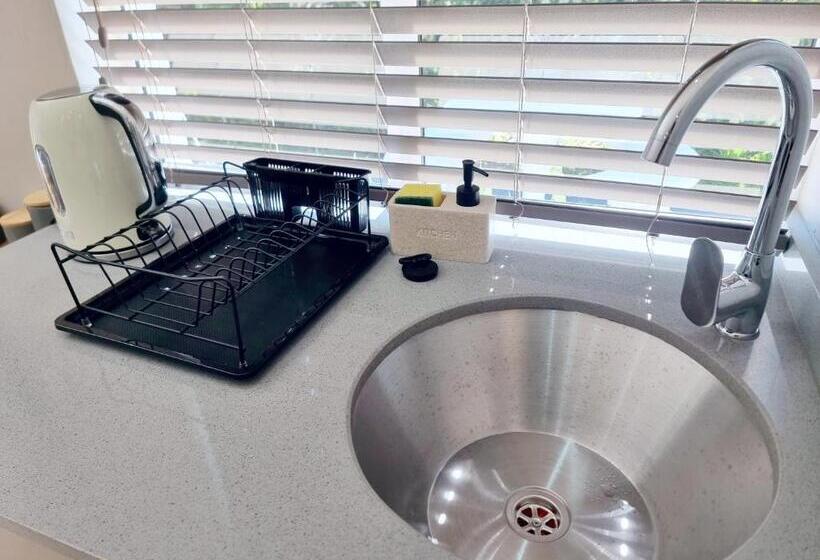 פנסיון Dreamaway On Everton   Deluxe Private Apartment