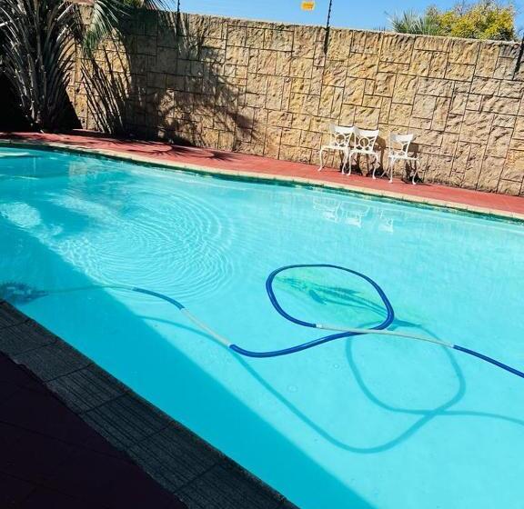 פנסיון Exclusive Guest House