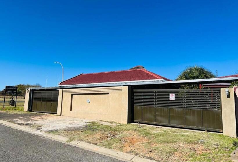 פנסיון Exclusive Guest House