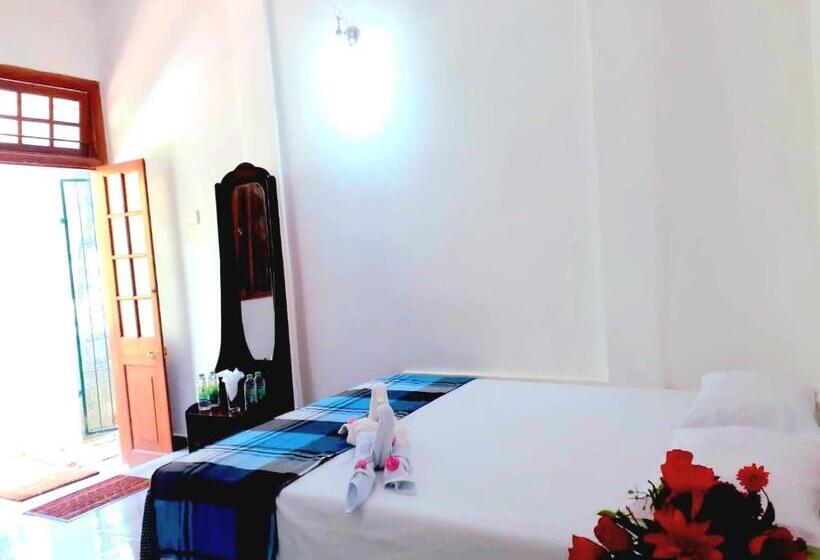 بنسيون Green Shade Resort & Haritha Sewana