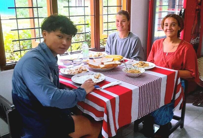 بنسيون Green Shade Resort & Haritha Sewana