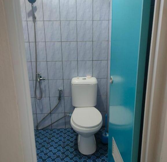 بنسيون Homestay Erna Tanjong Tinggi