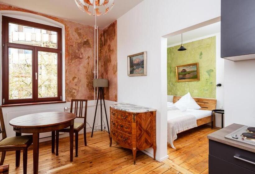 膳宿费 Künstlerzimmer Im Kulturhaus Häselburg