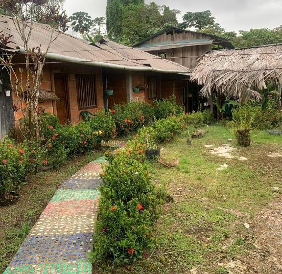 펜션 La Finquita De Jamgara