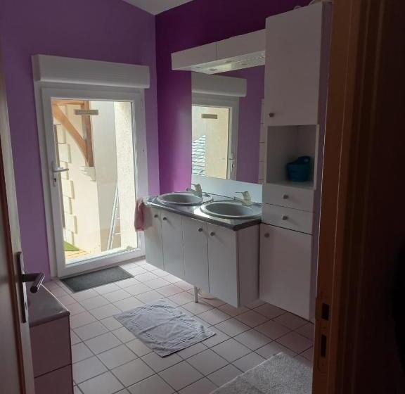 פנסיון Le Moulin Neuf