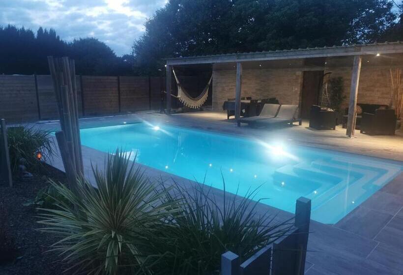 بنسيون Logement Cosy Avec Piscine Et Jacuzzi Privatifs 4 étoiles