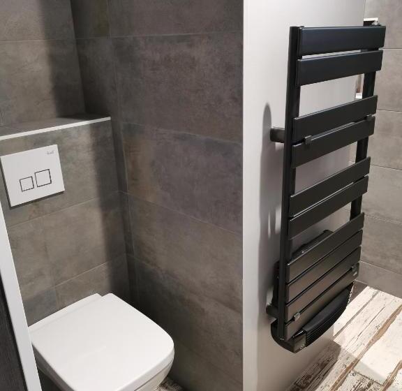 膳宿费 Logement Cosy Avec Piscine Et Jacuzzi Privatifs 4 étoiles