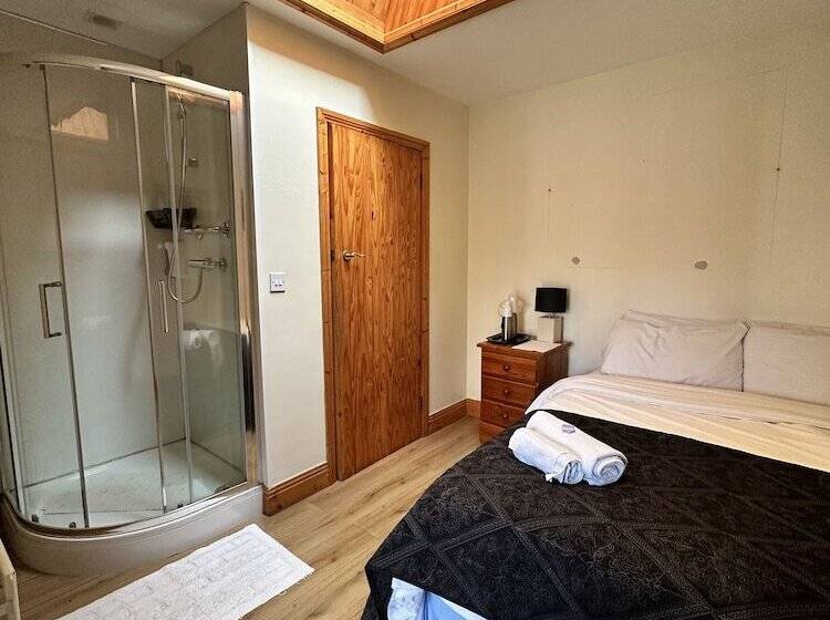 펜션 Malahide Guest Rooms