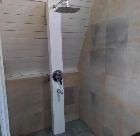 פנסיון Piramida S White Villa S Bali