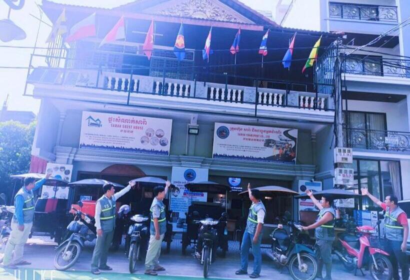 پانسیون Sarah Guesthouse