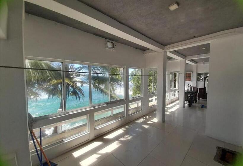 펜션 Seashore Resort & Villa