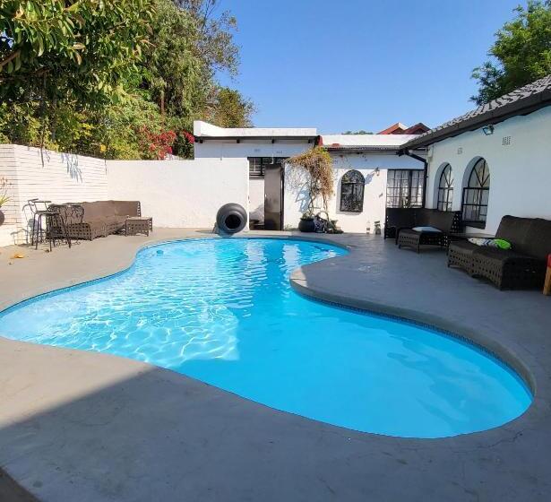 膳宿费 Sky View Guest House