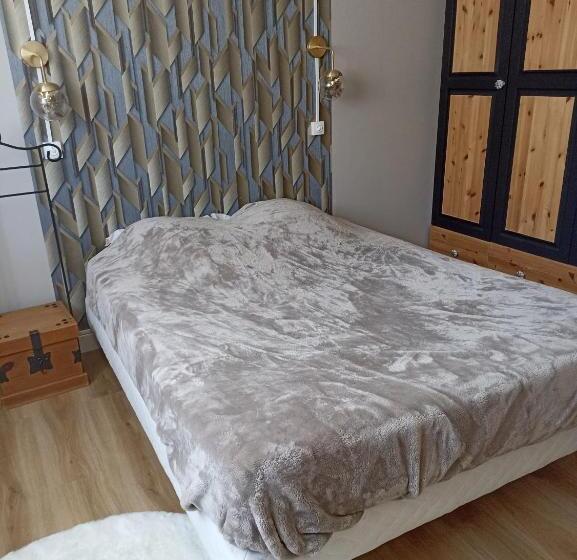 بنسيون Suite Avec Billard Et Jacuzzi