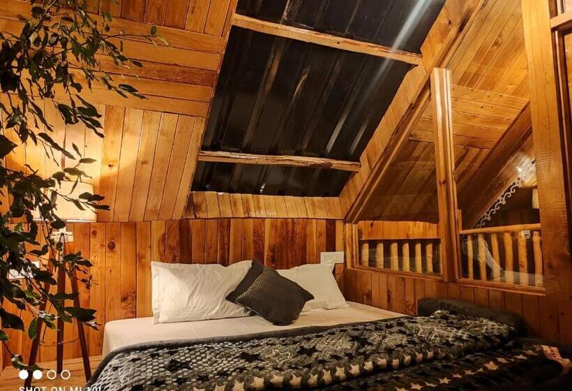 膳宿费 The Tree Top Treehouse Jibhi