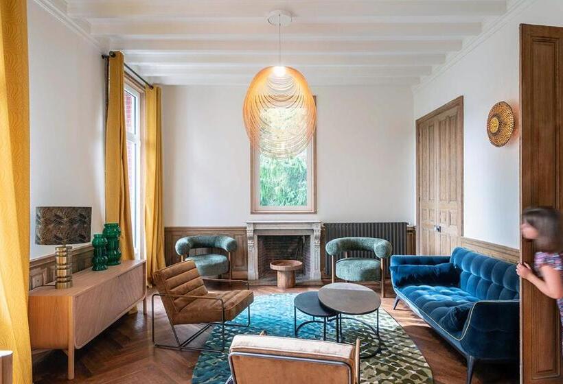 펜션 Villa Eliane   Parking Privé