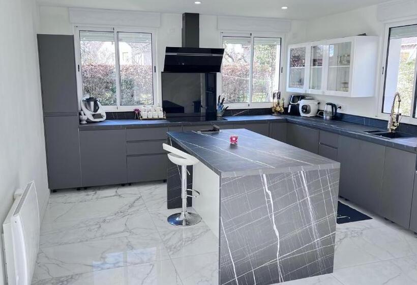 Пансион Villa Lena