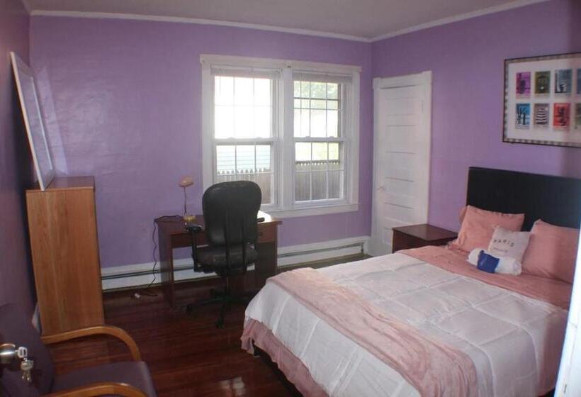 پانسیون West End Haven