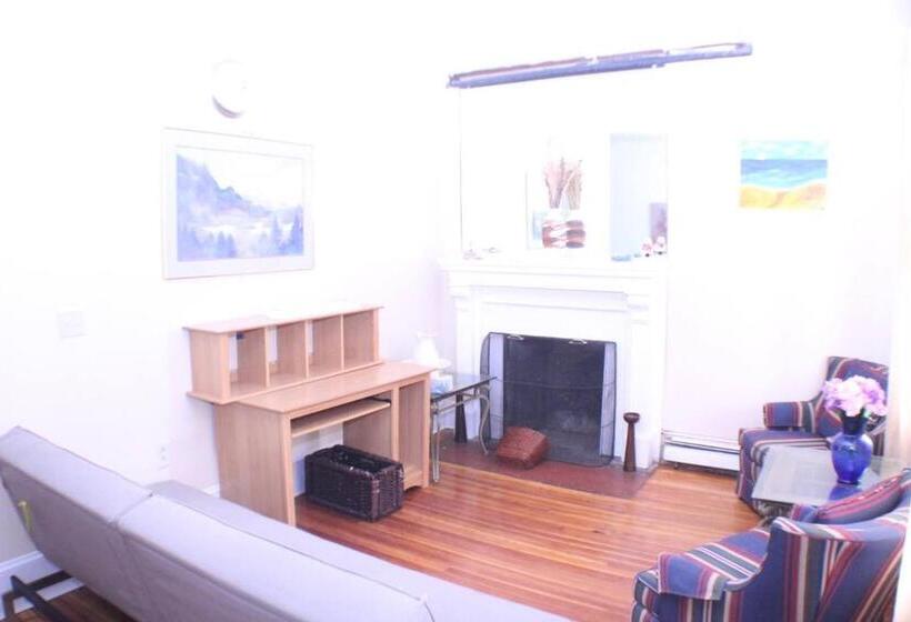 پانسیون West End Haven