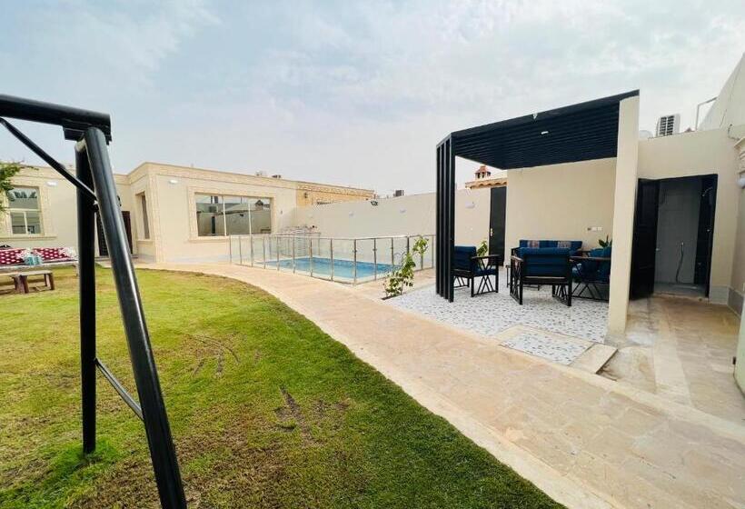 リゾートホテル شاليهات حياك Hayyak