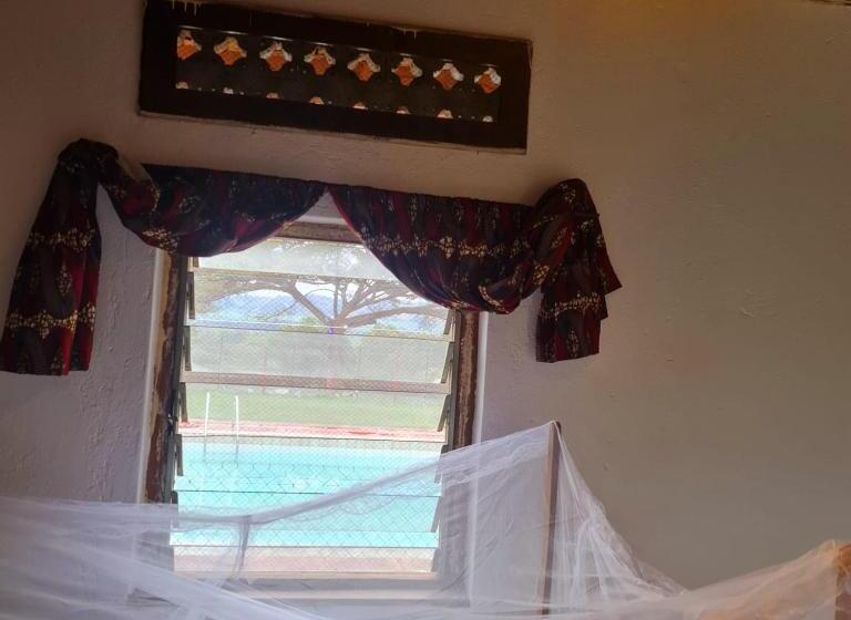 استراحتگاه Rwekishokye Country Club