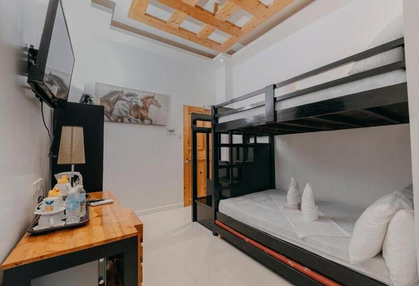 استراحتگاه The Marc Vannelli Oslob