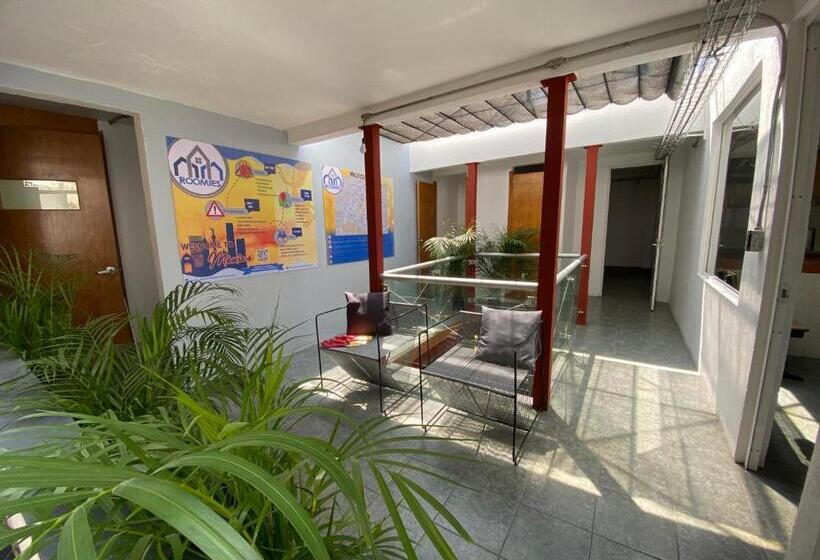 Roomies Hostel Reforma El ángel