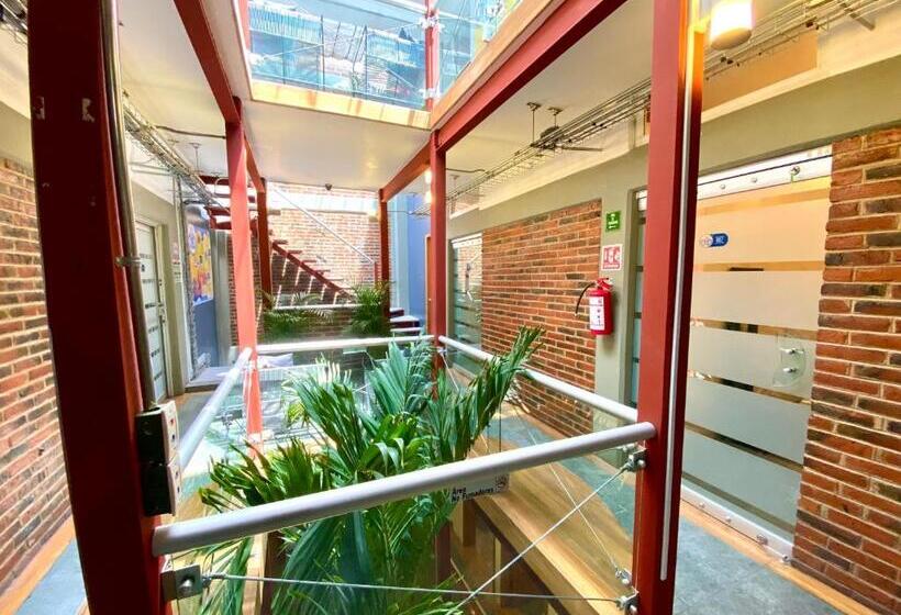 Roomies Hostel Reforma El ángel