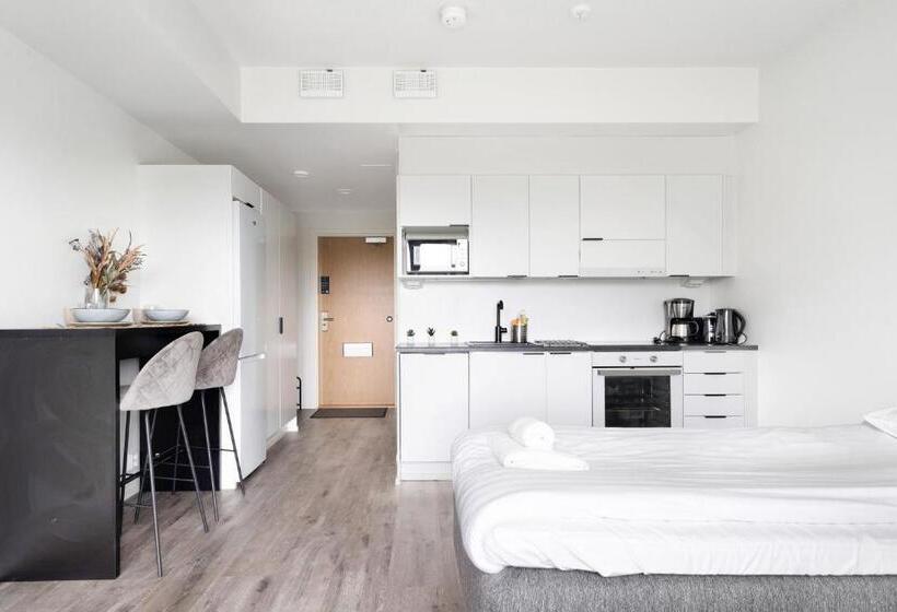 Serviced Apartments Länsiväylä By Uhanda