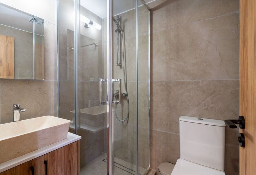 Stone Court Boutique Studios