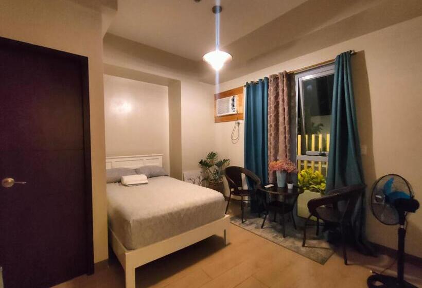 The Verdin At Maple Grove