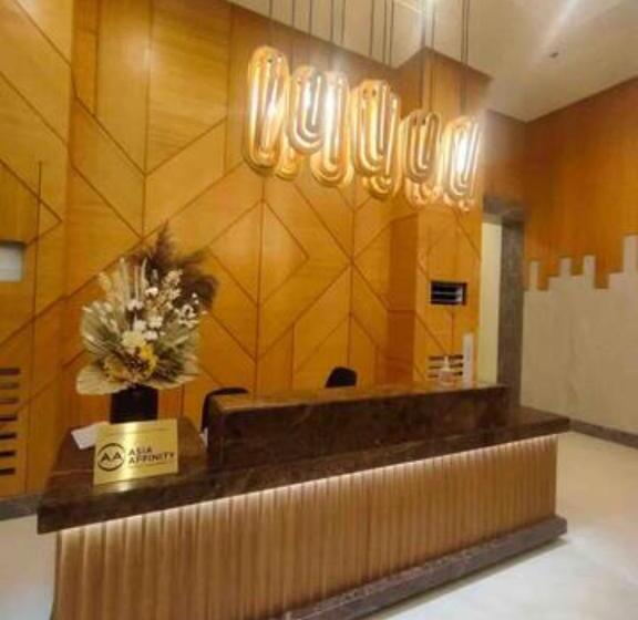 The Verdin At Maple Grove