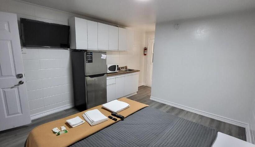 فندق صغير Happyland Inn