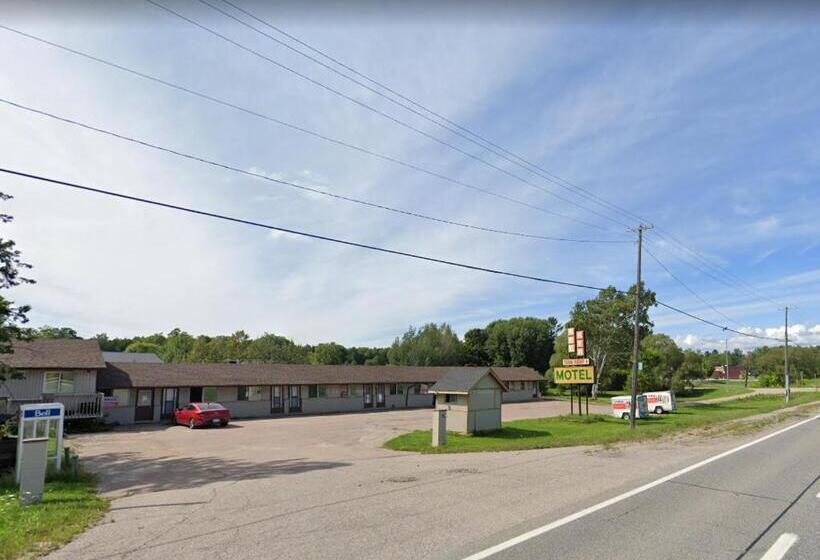 فندق صغير Happyland Inn