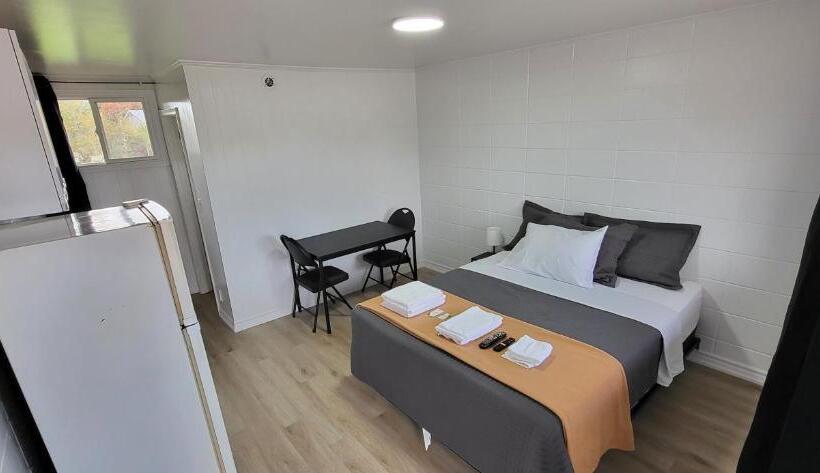 فندق صغير Happyland Inn