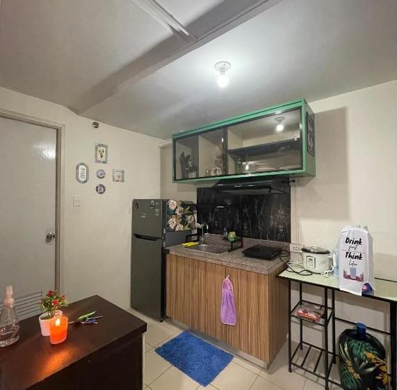 Hostel Kachada Condotel Urban Deca Home