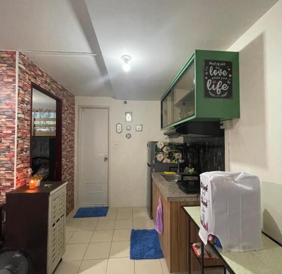 Hostel Kachada Condotel Urban Deca Home