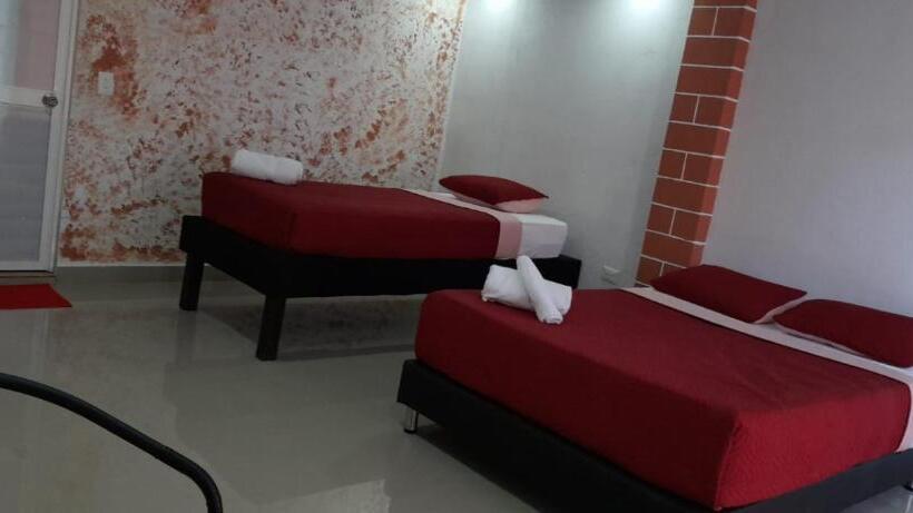 호스텔 Posada High Tide