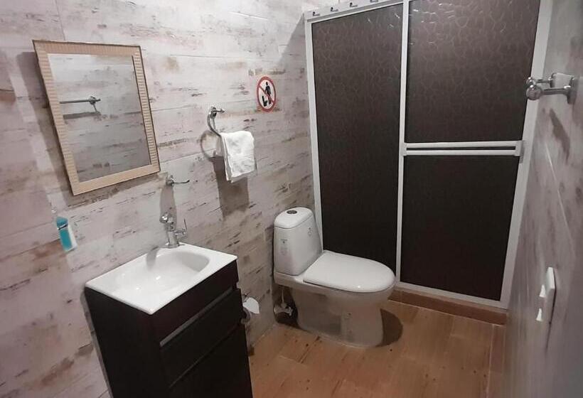 호스텔 Posada High Tide