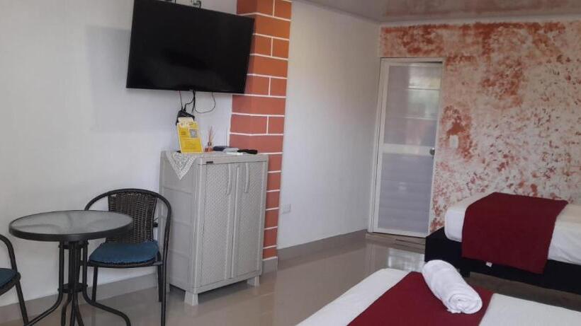 호스텔 Posada High Tide