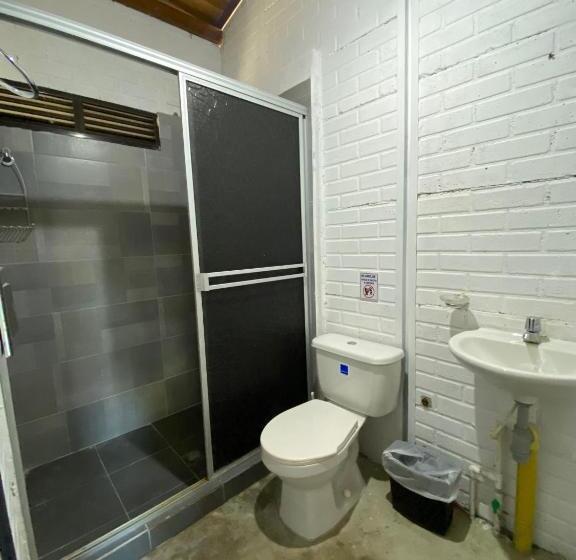 Общежитие Posada Miss Anibel