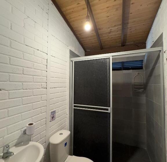 Общежитие Posada Miss Anibel