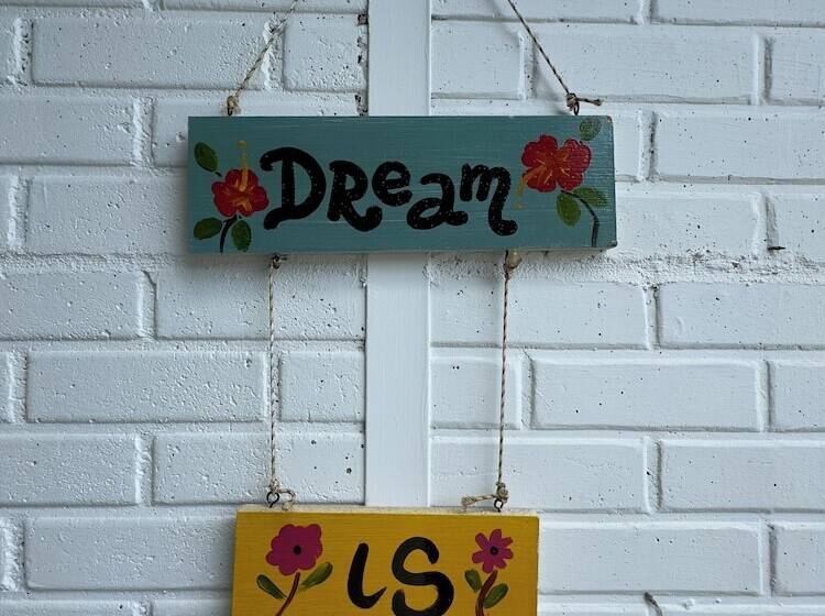 Общежитие Posada Miss Anibel