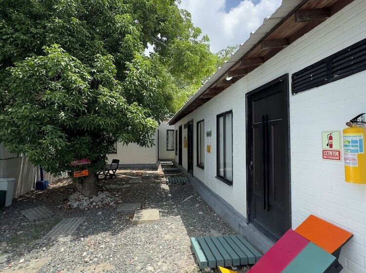 Общежитие Posada Miss Anibel