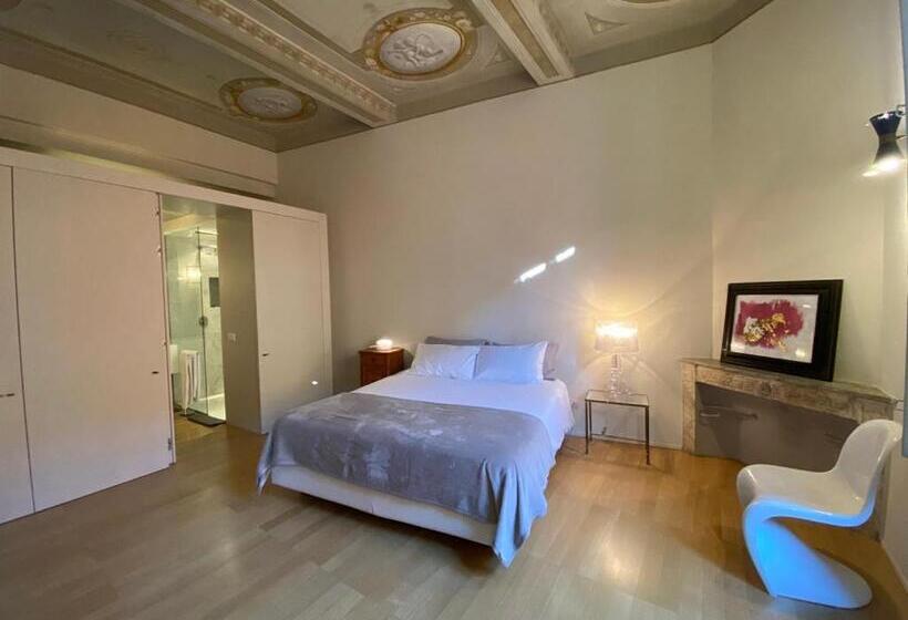 تختخواب و صبحانه Bb A Parma Duomo